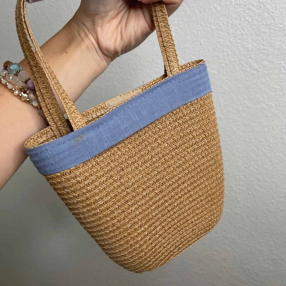 Tahari Kids Mini Woven Straw Tote Bag Tan Blue Trim Summer Beach Basket Purse